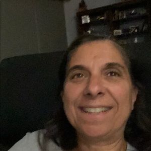 Meet your Posher, Elyse